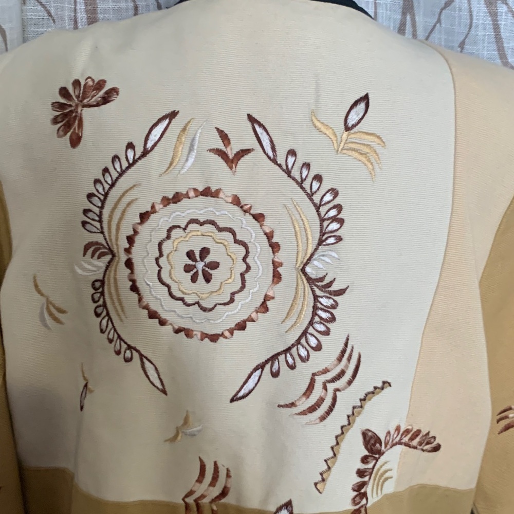Vintage Indigo Moon Patchwork Embroidered Long-Sleeve Jacket - Beige & Tan - Picture 6 of 6